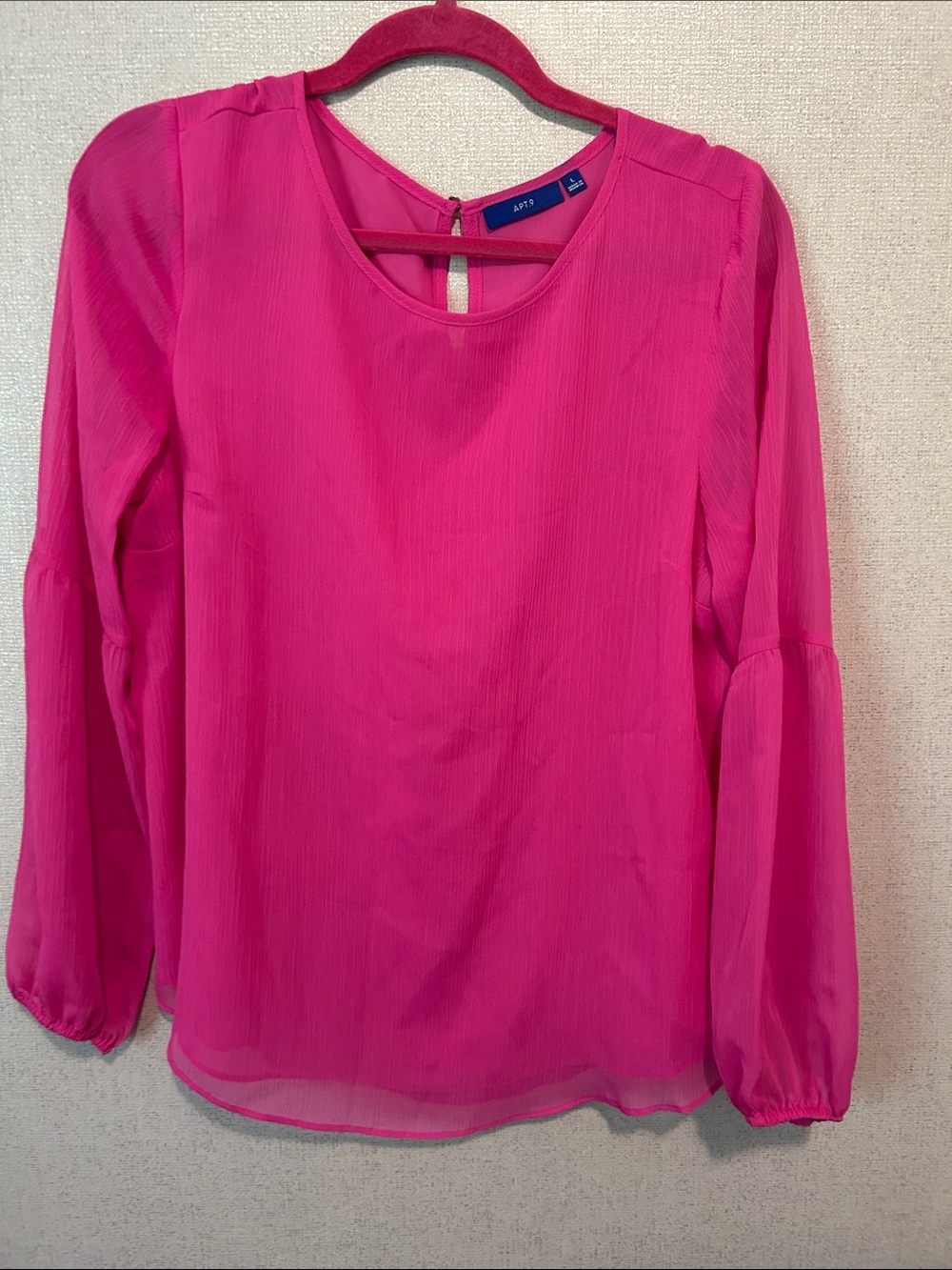 Apt. 9 Women's Bright Fuchsia Long-Sleeve Keyhole Blouse